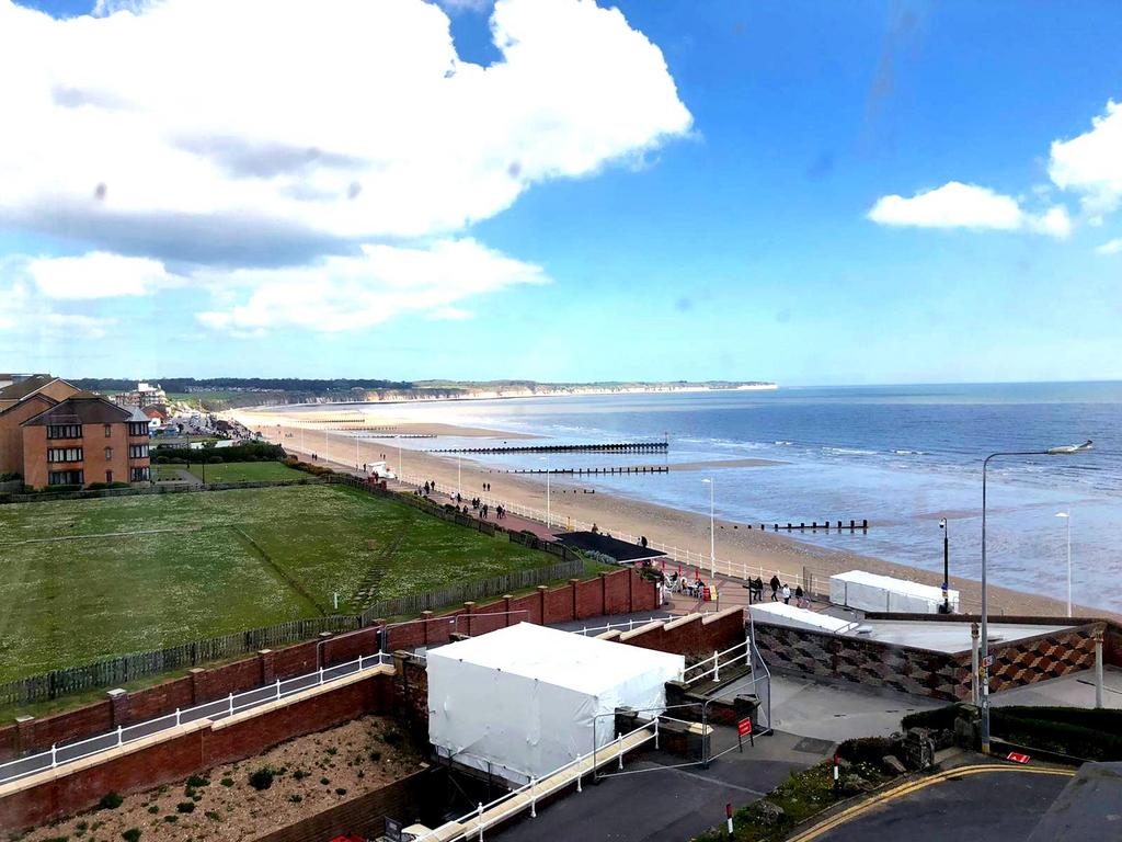 1 Bedroom Ground Floor Flat (F2) with spectacular
