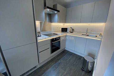 1 bedroom apartment to rent, Cheetham Hill Road, Manchester M4