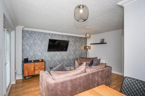 23 Caulstran Street, Dumfries, DG2 9FN