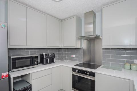 23 Caulstran Street, Dumfries, DG2 9FN
