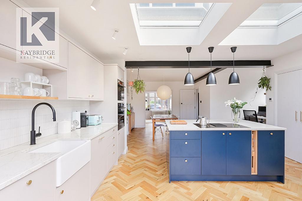 Lakehurst Road, Epsom - KT19 0 EQ