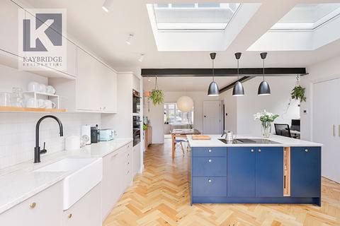 43 Lakehurst Road, Epsom, KT19 0EQ