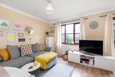 1 bedroom apartment for sale, Maria Court, Cypress Road, South Norwood, London, SE25