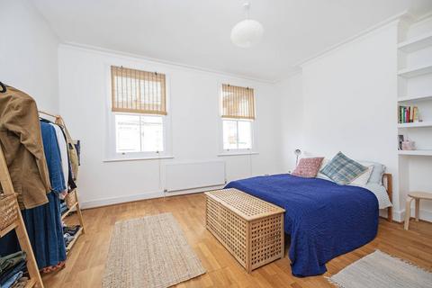 undefined, Senrab Street, Stepney, London, E1