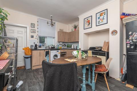 3 bedroom terraced house for sale, Ashgrove, Greengates BD10