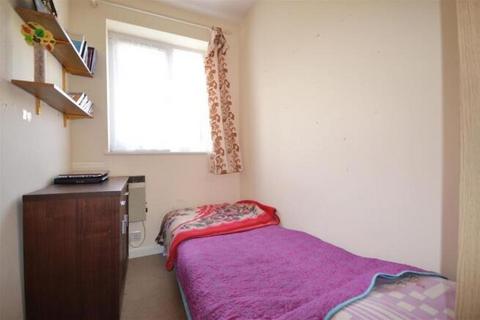 3 bedroom maisonette for sale, Clitheroe Avenue, Harrow HA2