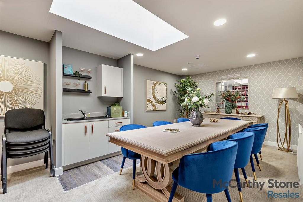 8661671-interior01-800.jpg