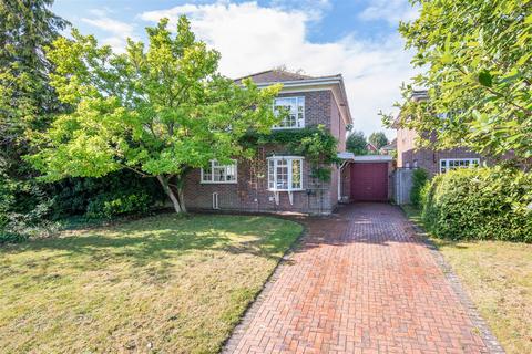4 bedroom detached house for sale, Tintagel Close, Epsom