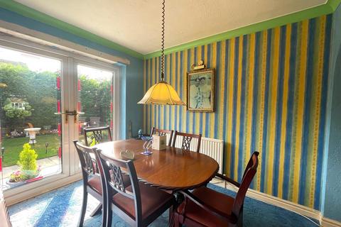 3 bedroom detached house for sale, Churnet Close, Westhoughton, Bolton