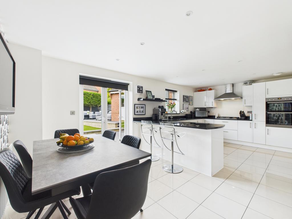 Dine kitchen
