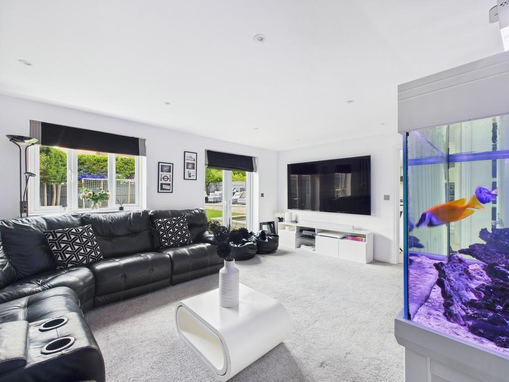 Lounge 2