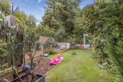 undefined, High Road, Essendon, AL9