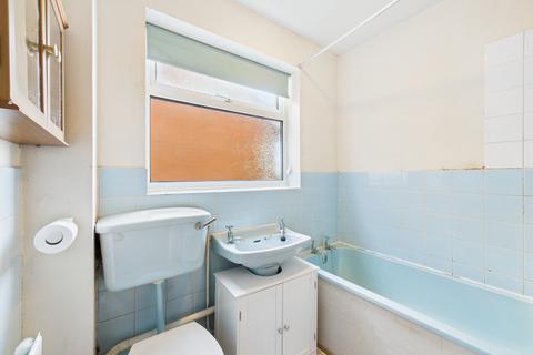 undefined, Birkdale Close, Links View, NN2 7PD