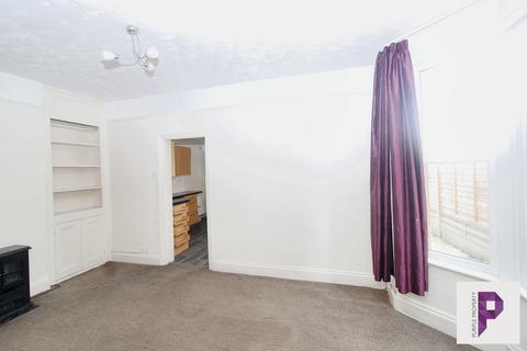 3 bedroom end of terrace house for sale, Canterbury Street, Gillingham, Kent, ME7