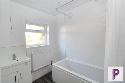 3 bedroom end of terrace house for sale, Canterbury Street, Gillingham, Kent, ME7