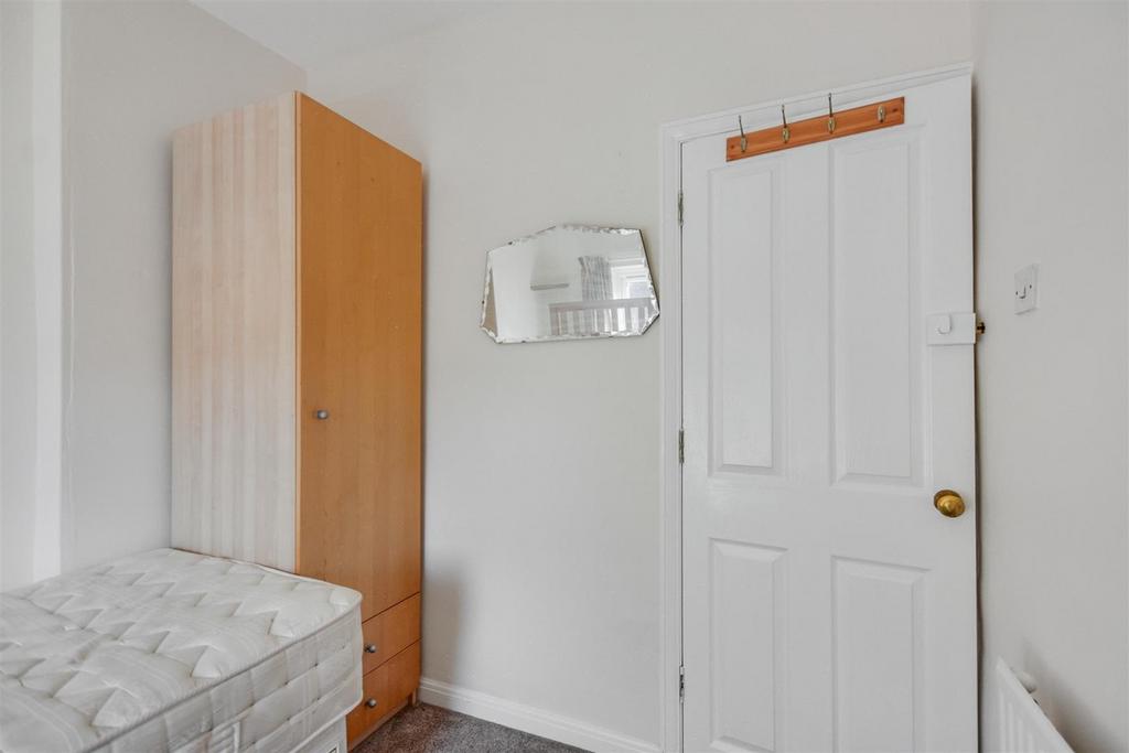 Bedroom 3 2.jpeg