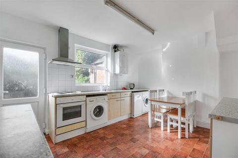3 bedroom terraced house for sale, Queens Road West, Beeston, Nottingham