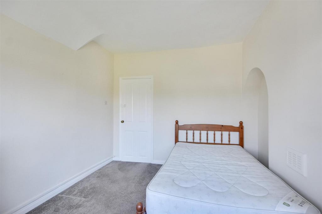 Bedroom 1 2.jpeg