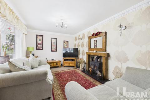 undefined, Holm Garth Drive, Hull