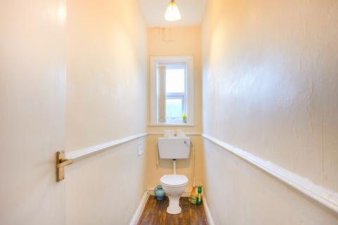 3 bedroom flat for sale, Hamilton Avenue, Leeds LS7