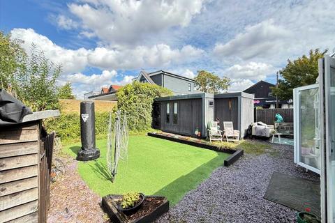 undefined, Leigh on Sea SS9