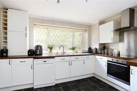 3 bedroom detached house for sale, Santina Close, Farnham, Surrey, GU9