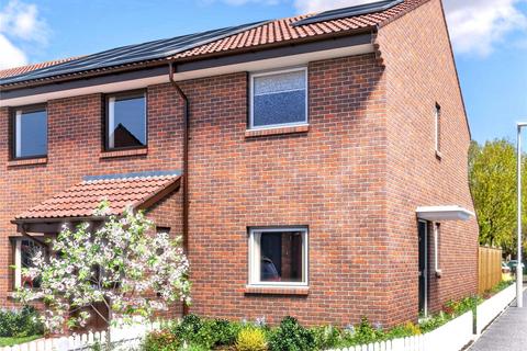 1 bedroom end of terrace house for sale, Preston Road, Poole, BH15
