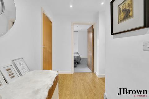 1 bedroom apartment for sale, Residence Tower, Woodberry Grove, London, N4