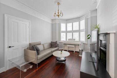 30 Tolverne Road, London, SW20 8RA