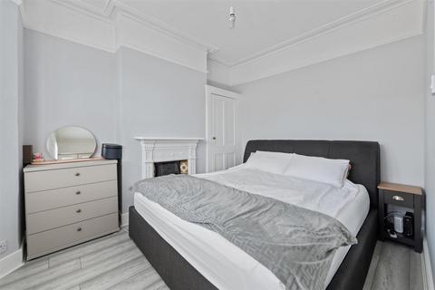 30 Tolverne Road, London, SW20 8RA