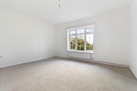 1 bedroom flat for sale, St. Botolphs Road, Worthing