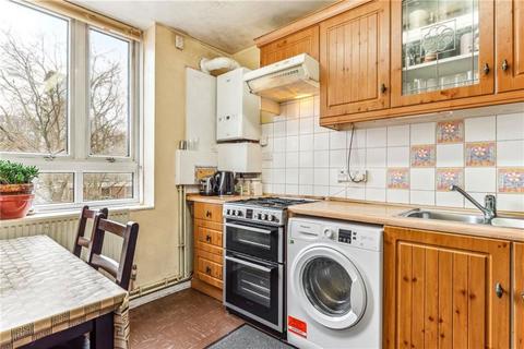 2 bedroom flat for sale, Munster Square, London NW1