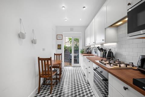 undefined, 48, London SE13