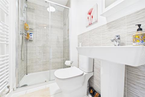 27 Bremner Way, Wokingham, RG40 1LA