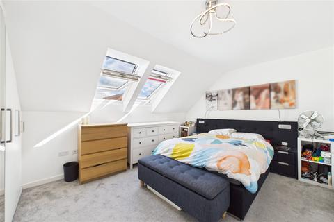 27 Bremner Way, Wokingham, RG40 1LA