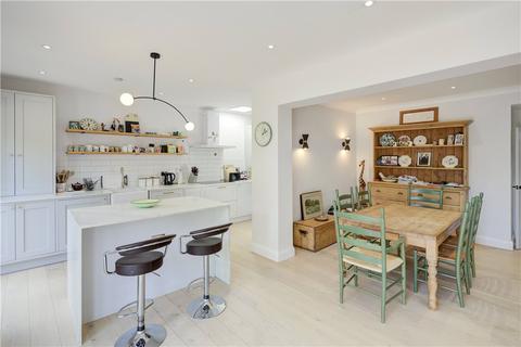 4 bedroom semi-detached house for sale, Matlock Way, New Malden, KT3