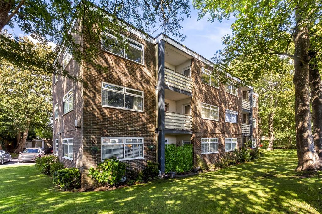 Chatsmore Court, 5 002.JPG