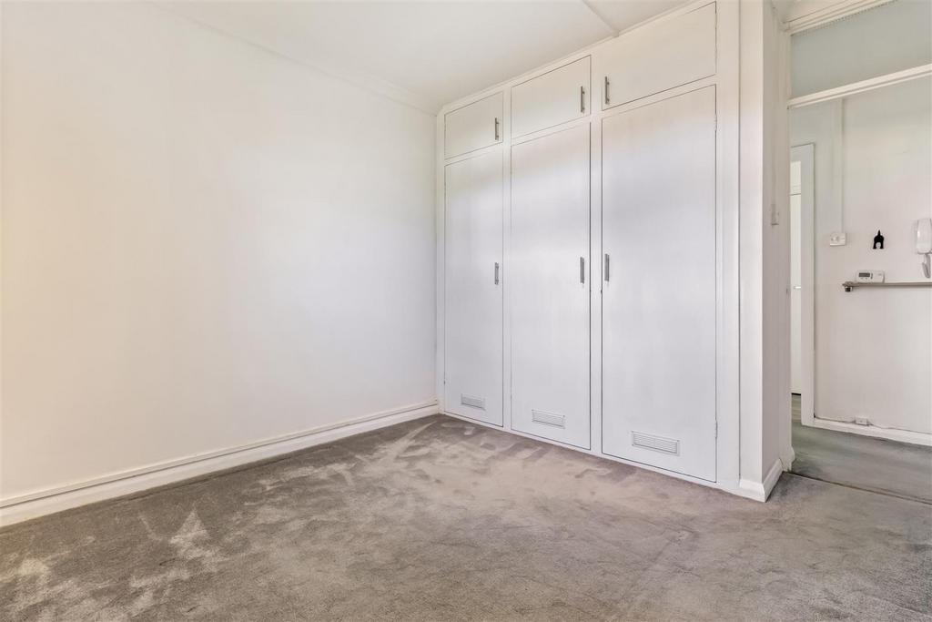 Chatsmore Court, 5 010.JPG