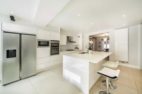 undefined, Walham Grove, London SW6