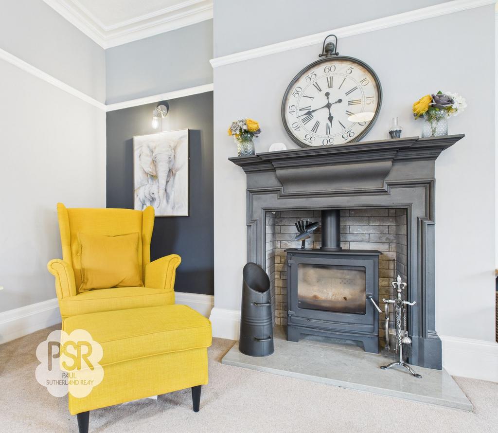 Cottage Lounge