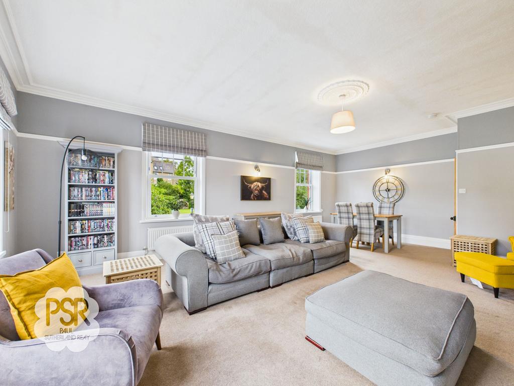 Cottage Lounge