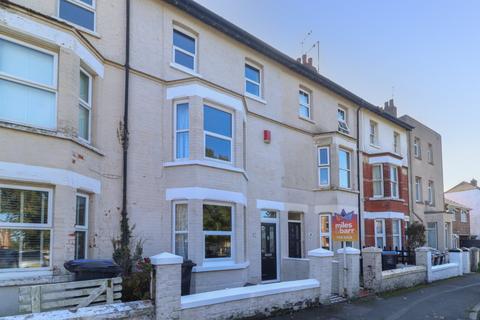 4 bedroom terraced house for sale, Crow Hill Road, Garlinge, Margate, Kent, CT9