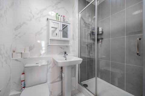 2 bedroom flat for sale, Grahame Park Way, Colindale, London, NW9