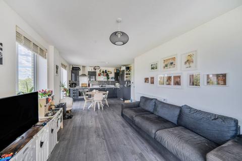 2 bedroom flat for sale, Grahame Park Way, Colindale, London, NW9