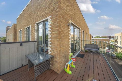 2 bedroom flat for sale, Grahame Park Way, Colindale, London, NW9