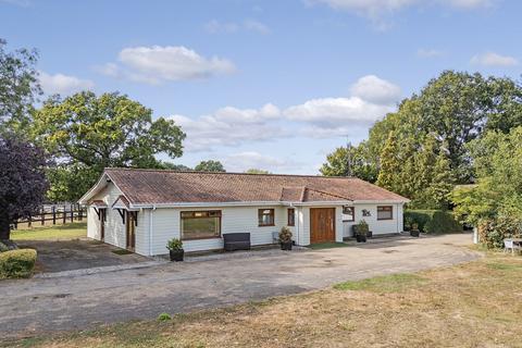 2 bedroom bungalow for sale, Smallgains Lane, Stock, CM4