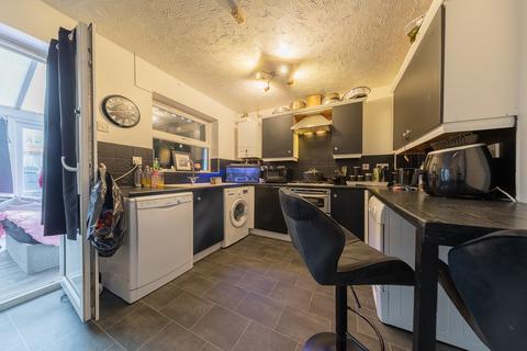 4 bedroom end of terrace house for sale, Dickson Road, Stafford ST16