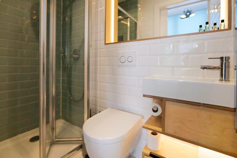Studio to rent, Philbeach Gardens, Earls Court, London, SW5