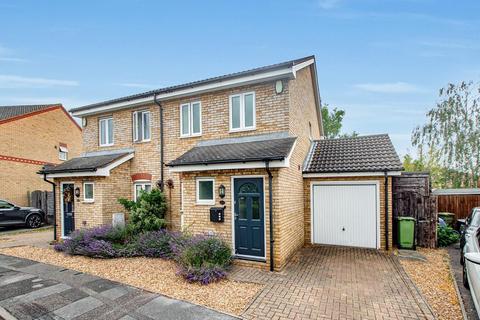 3 bedroom semi-detached house to rent - Lanercost Crescent, Milton Keynes MK10