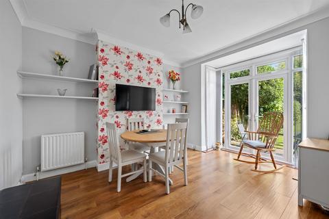 3 bedroom semi-detached house for sale, Thaxted Road, London SE9